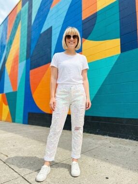 NWT NEW YORK & COMPANY SOHO WHITE SEQUIN DISTRESSED BOYFRIEND JEANS SZ 14